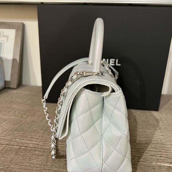 Chanel Coco Handle Small Light Blue Iridescent Limited Edition - Picture 5 of 13